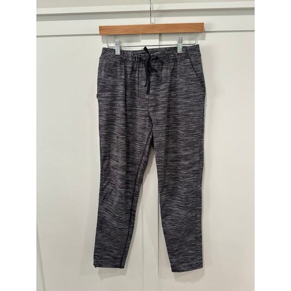 lululemon athletica Pants - Lululemon Elastic Waist Tapered Pants Size 4